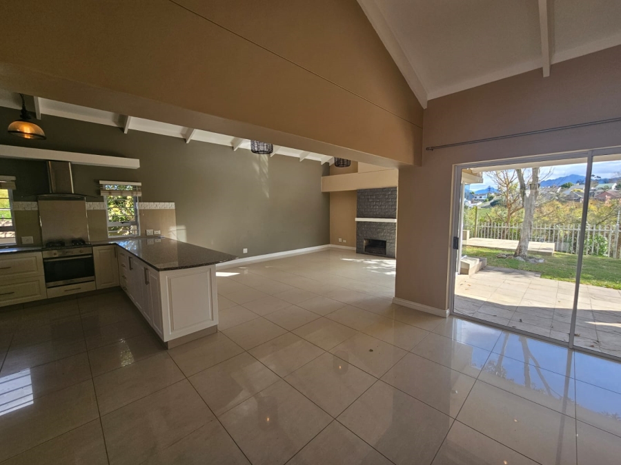 3 Bedroom Property for Sale in Dormehls Drift Western Cape
